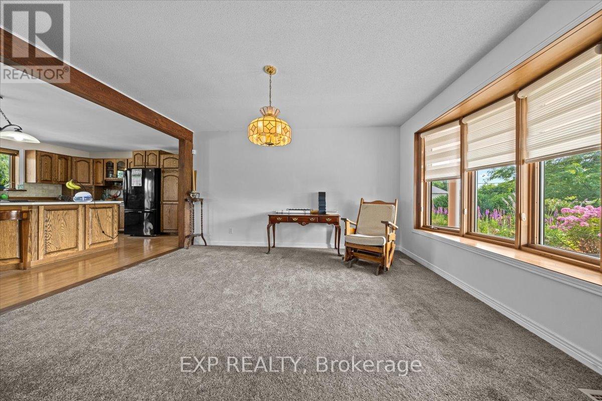 3382 Carp Road, Ottawa, Ontario  K0A 1L0 - Photo 3 - X12734948