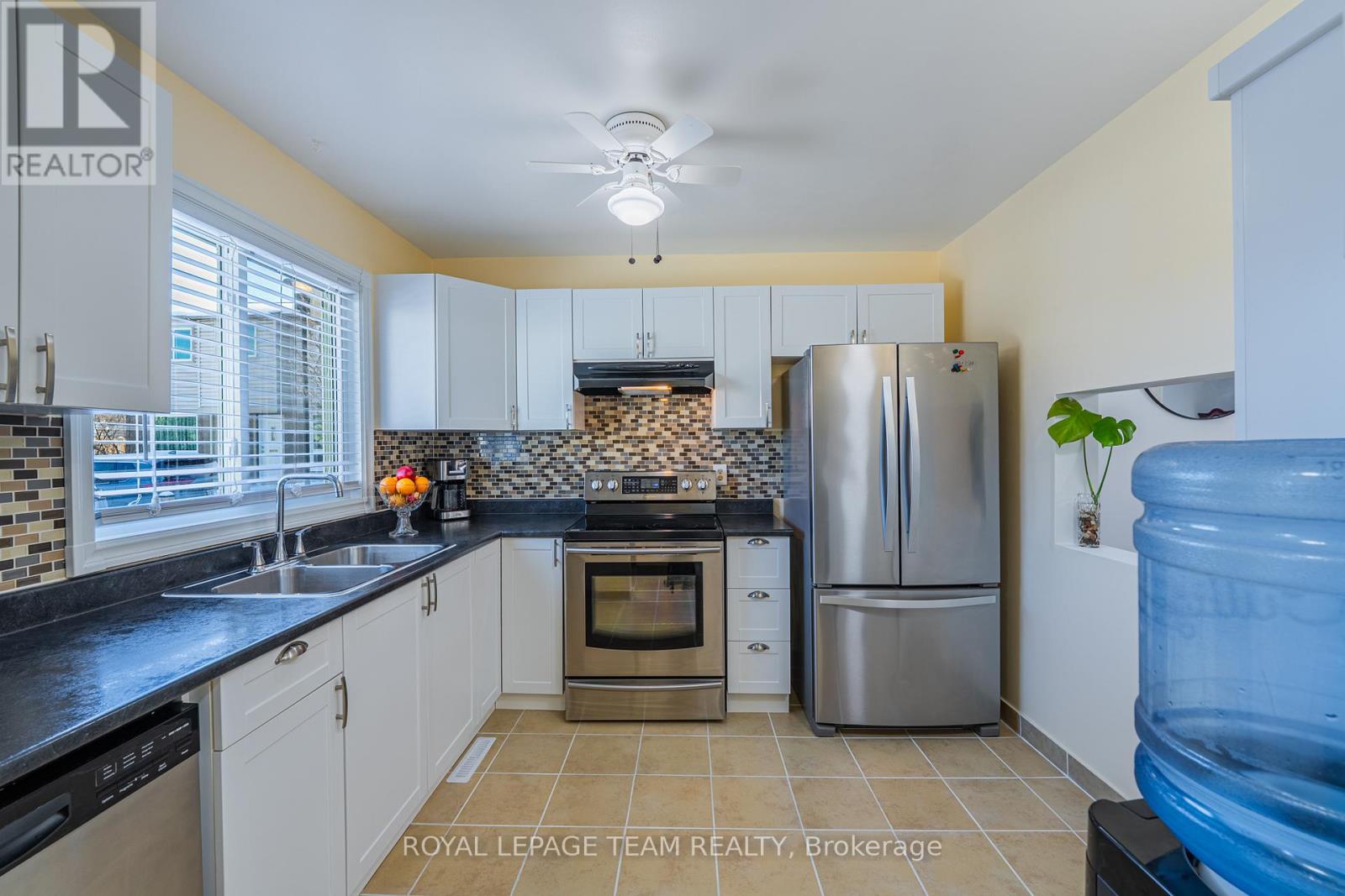 67 - 1347 Perez Crescent, Ottawa, Ontario  K1J 8T9 - Photo 10 - X12735022