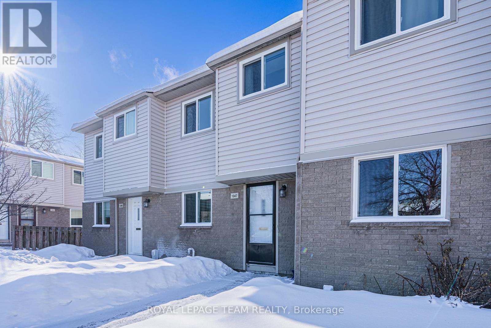 67 - 1347 Perez Crescent, Ottawa, Ontario  K1J 8T9 - Photo 3 - X12735022