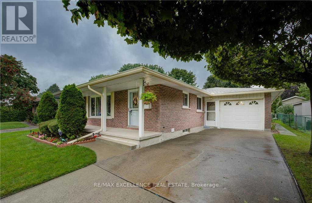 131 Gracefield Crescent, Kitchener, Ontario  N2E 1R8 - Photo 28 - X12723626