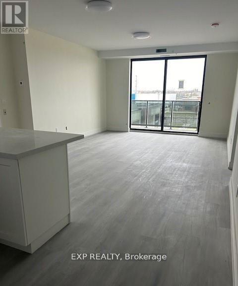 301 - 300b Fourth Avenue, St. Catharines, Ontario  L2R 6P9 - Photo 3 - X12734902