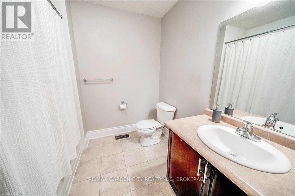 39 Sunset Way, Thorold, Ontario  L2V 0C7 - Photo 10 - X12735004