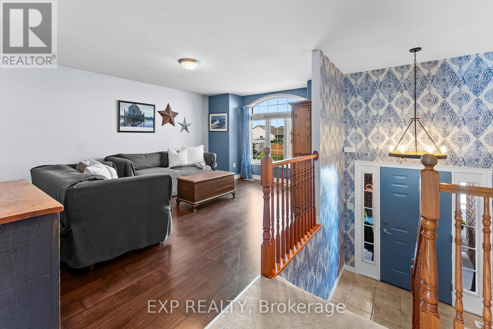 8 Lindan Street, West Lincoln, Ontario  L0R 2A0 - Photo 6 - X12735086