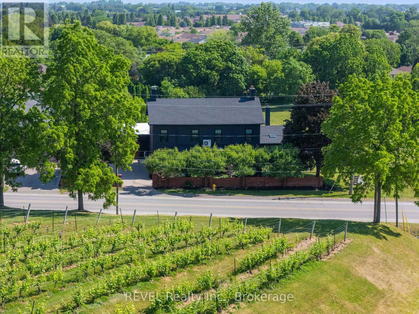 3543 King Street, Lincoln, Ontario  L0R 2C0 - Photo 1 - X12735102