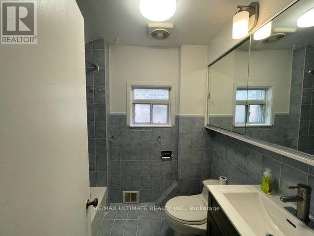 117 Patricia Avenue, Toronto, Ontario  M2M 1J3 - Photo 14 - C12734886