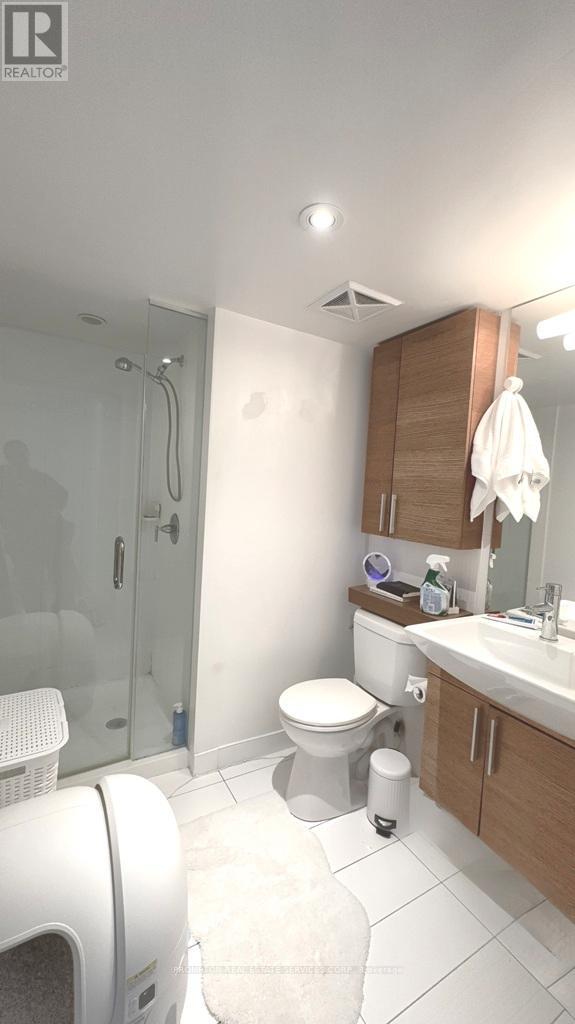 2512 - 25 Capreol Court, Toronto, Ontario  M5V 3Z7 - Photo 4 - C12734956