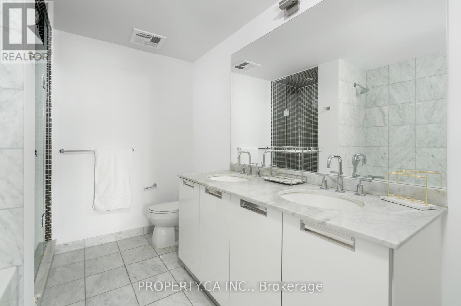 3606 - 33 Charles Street E, Toronto, Ontario  M4Y 0A2 - Photo 23 - C12734964