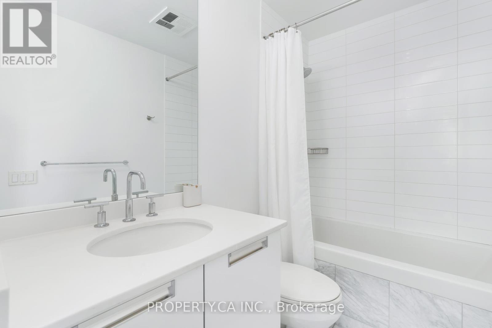 3606 - 33 Charles Street E, Toronto, Ontario  M4Y 0A2 - Photo 25 - C12734964