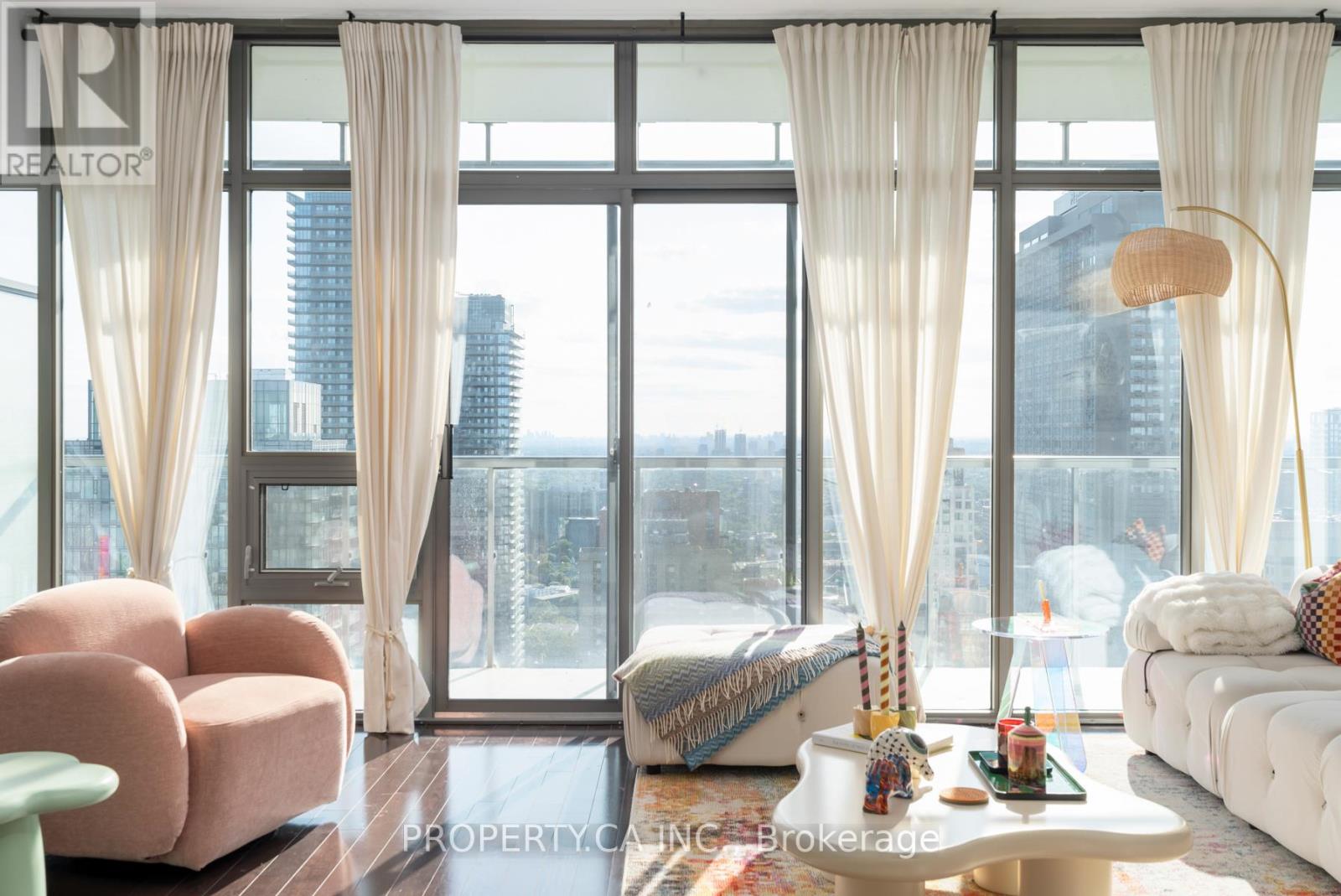 3606 - 33 Charles Street E, Toronto, Ontario  M4Y 0A2 - Photo 9 - C12734964