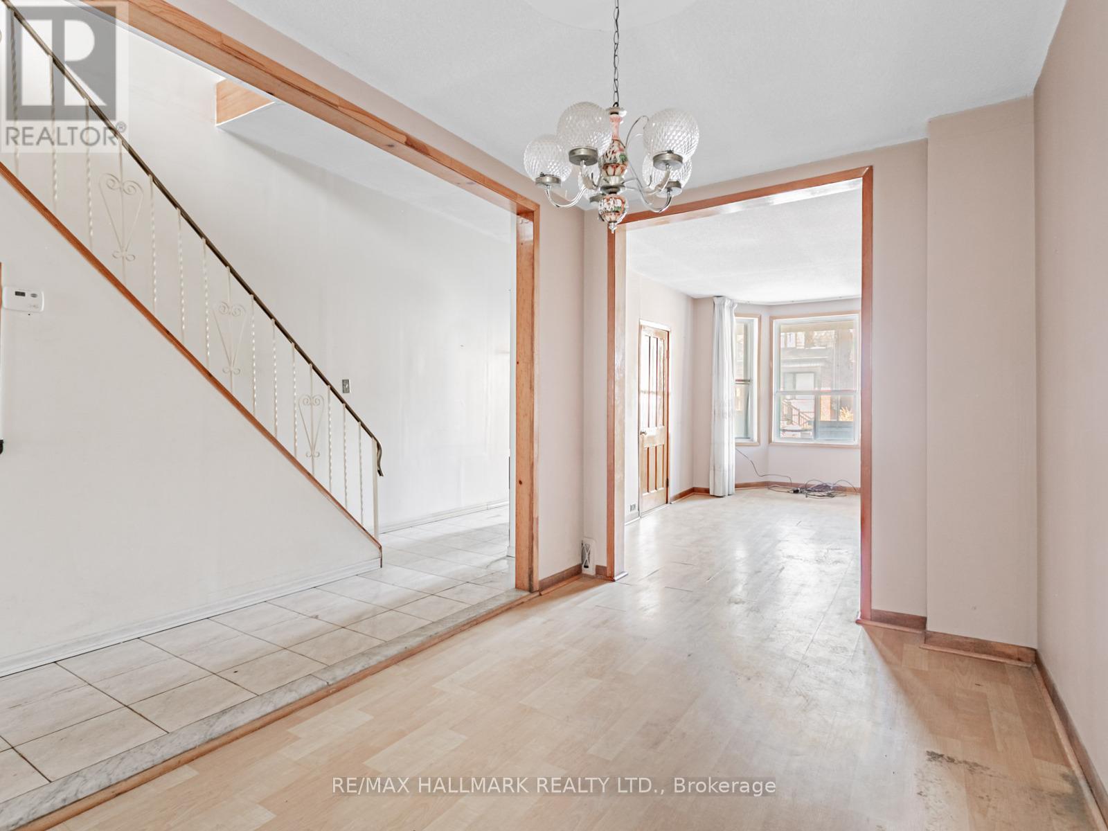 85 Lindsey Avenue, Toronto, Ontario  M6H 1E4 - Photo 13 - C12734984