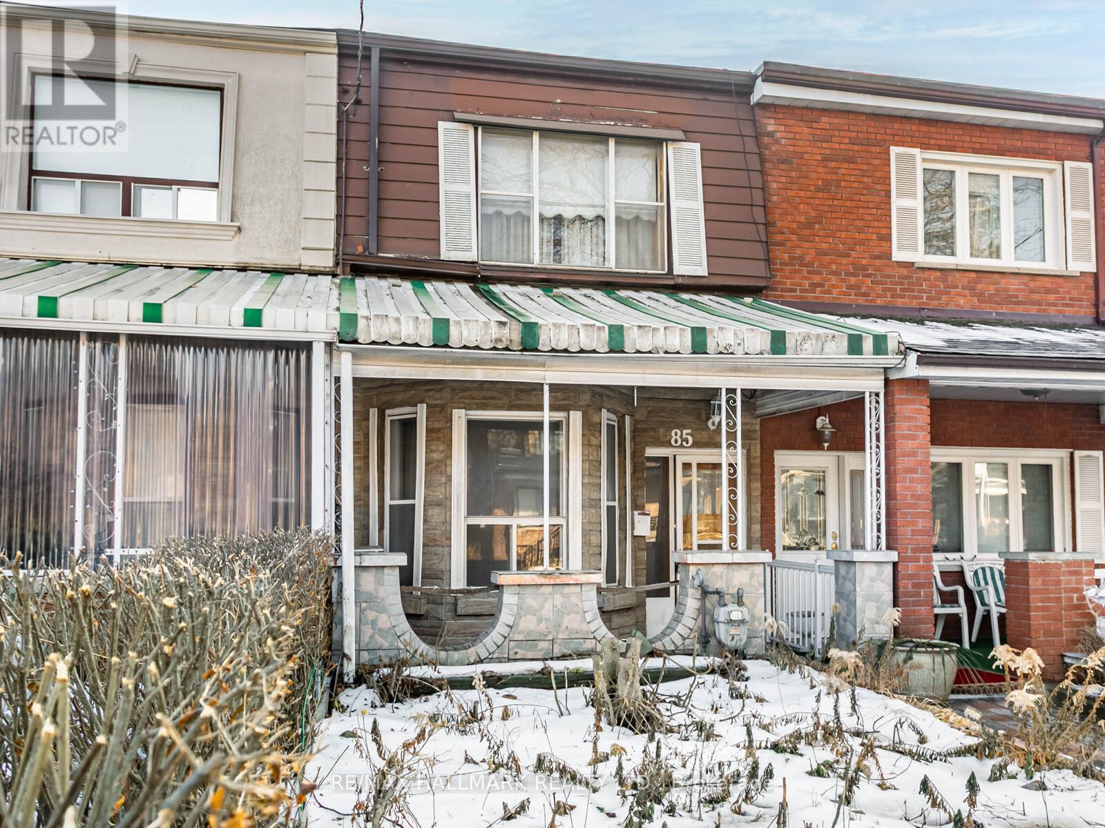 85 Lindsey Avenue, Toronto, Ontario  M6H 1E4 - Photo 3 - C12734984