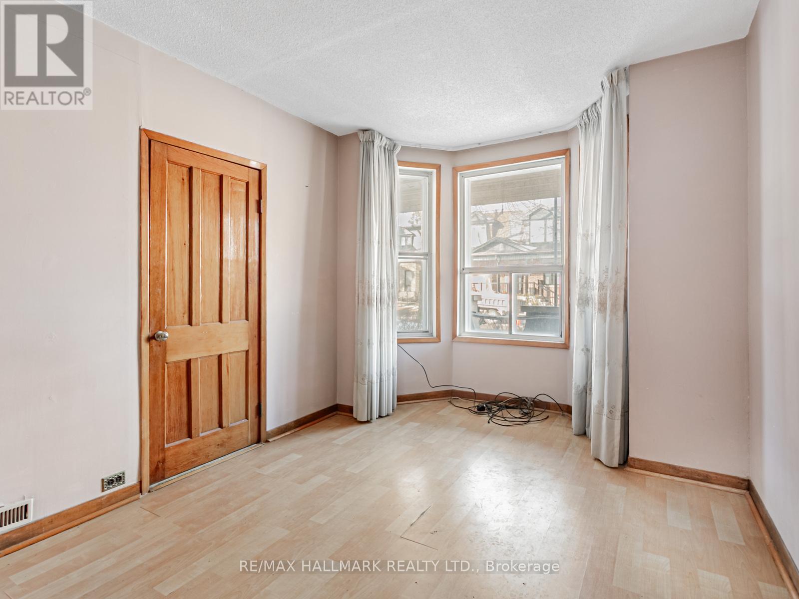 85 Lindsey Avenue, Toronto, Ontario  M6H 1E4 - Photo 9 - C12734984