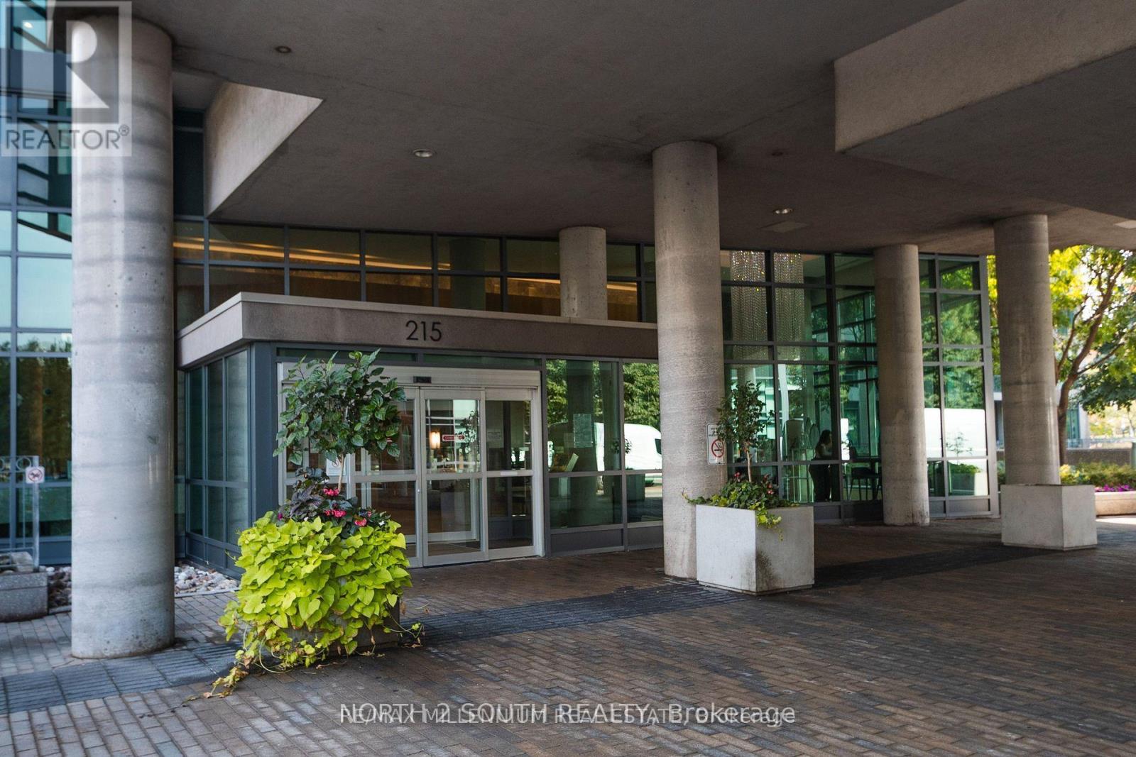 712 - 215 Fort York Boulevard, Toronto, Ontario  M5V 4A2 - Photo 18 - C12734998