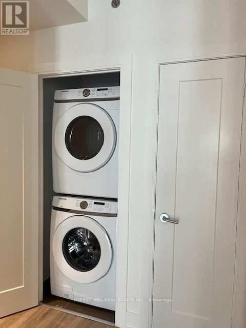 1406 - 310 Tweedsmuir Avenue, Toronto, Ontario  M5P 2Y2 - Photo 6 - C12735040