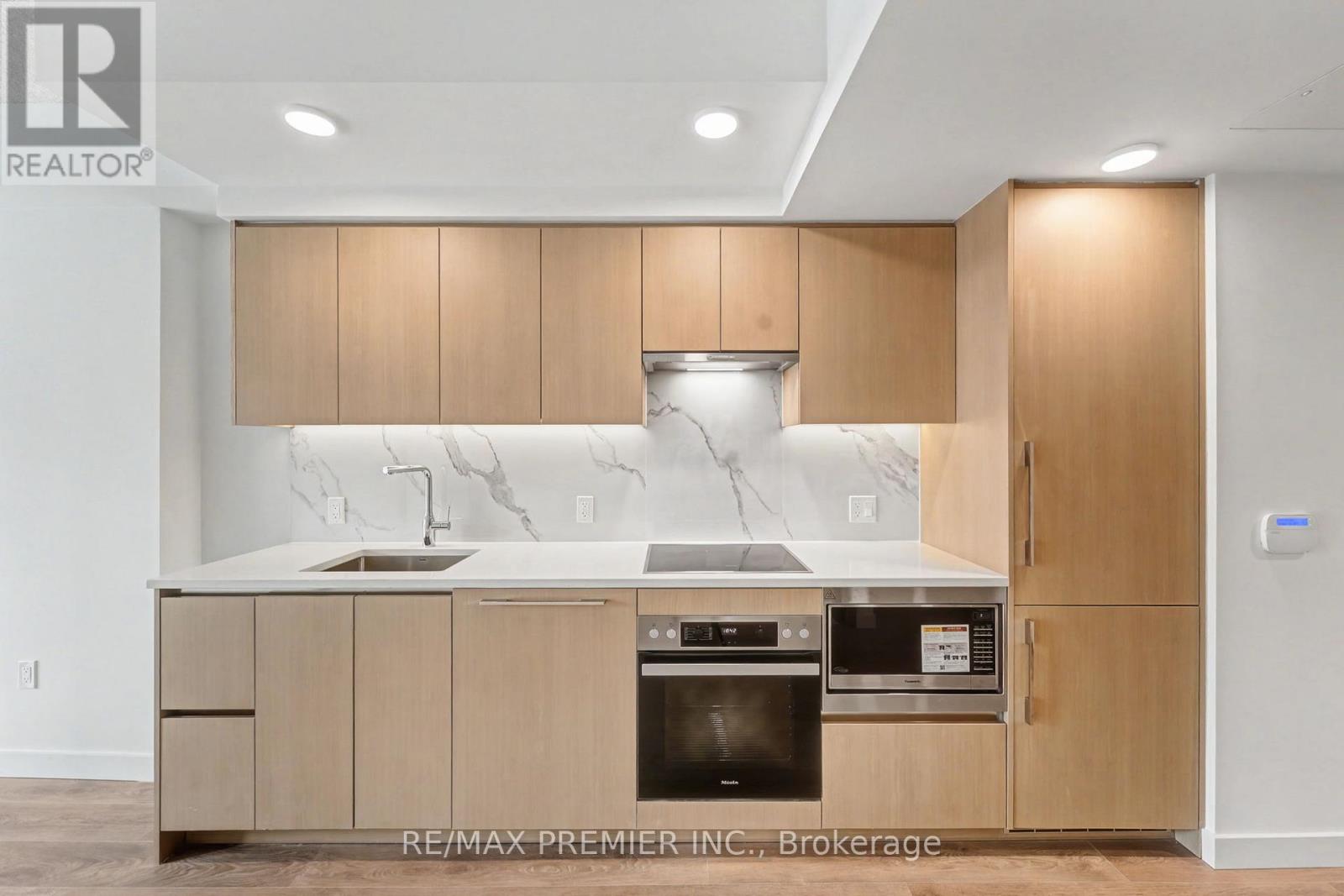 323 - 3 Concord Cityplace Way, Toronto, Ontario  M5V 0X4 - Photo 11 - C12735044