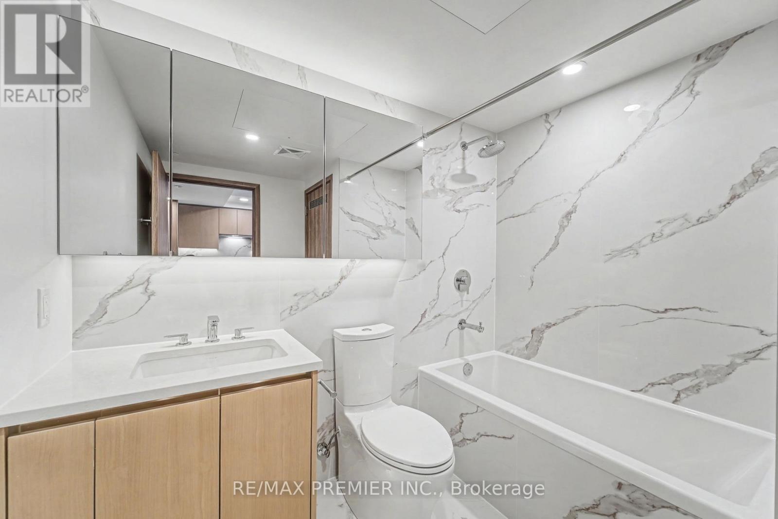 323 - 3 Concord Cityplace Way, Toronto, Ontario  M5V 0X4 - Photo 15 - C12735044