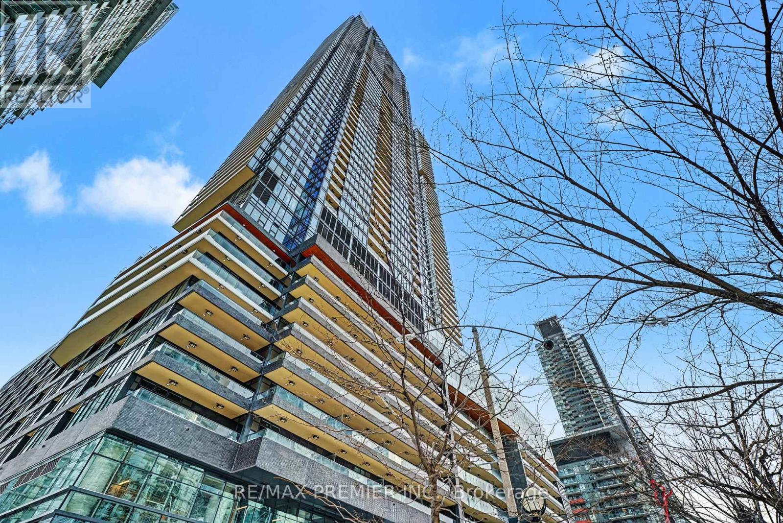 323 - 3 Concord Cityplace Way, Toronto, Ontario  M5V 0X4 - Photo 4 - C12735044