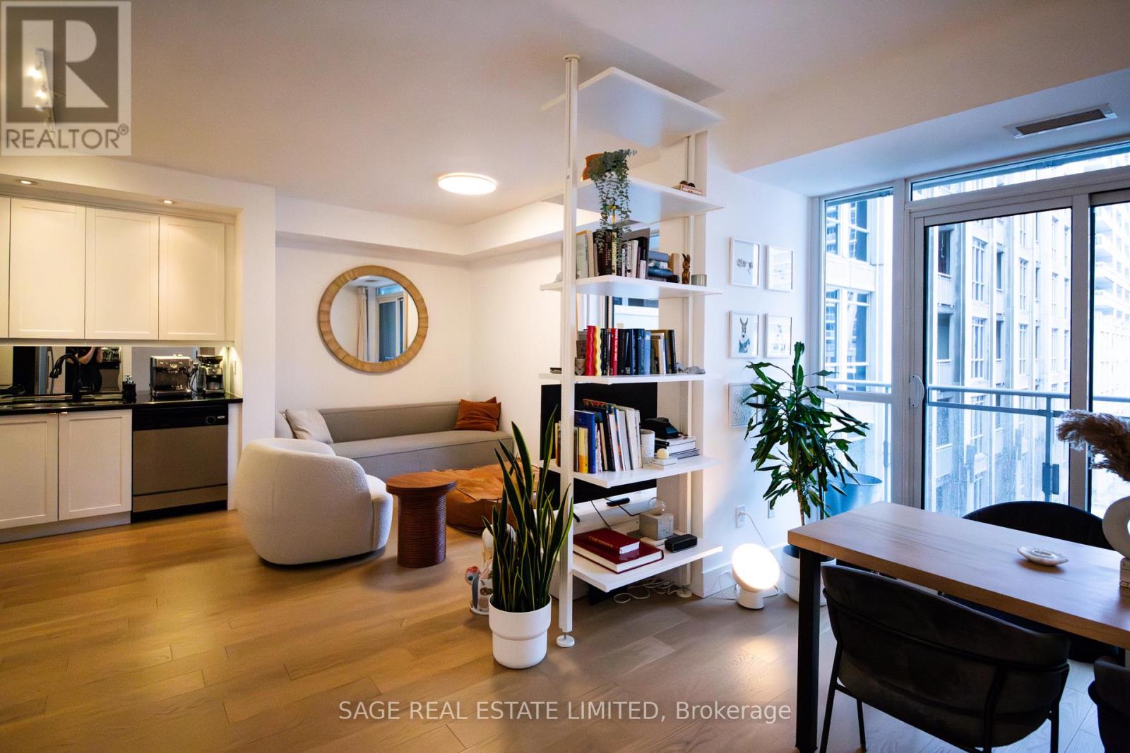 516 - 628 Fleet Street, Toronto, Ontario  M5V 1A8 - Photo 5 - C12735120