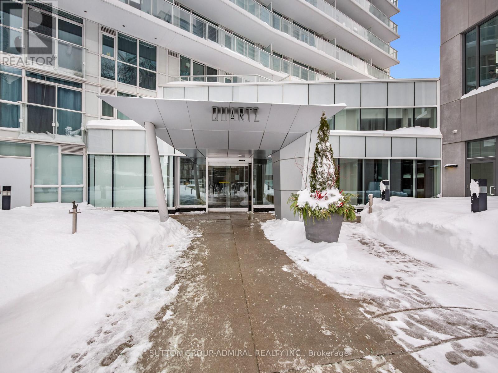 315 - 75 Queens Wharf Road, Toronto, Ontario  M5V 0J8 - Photo 3 - C12735134