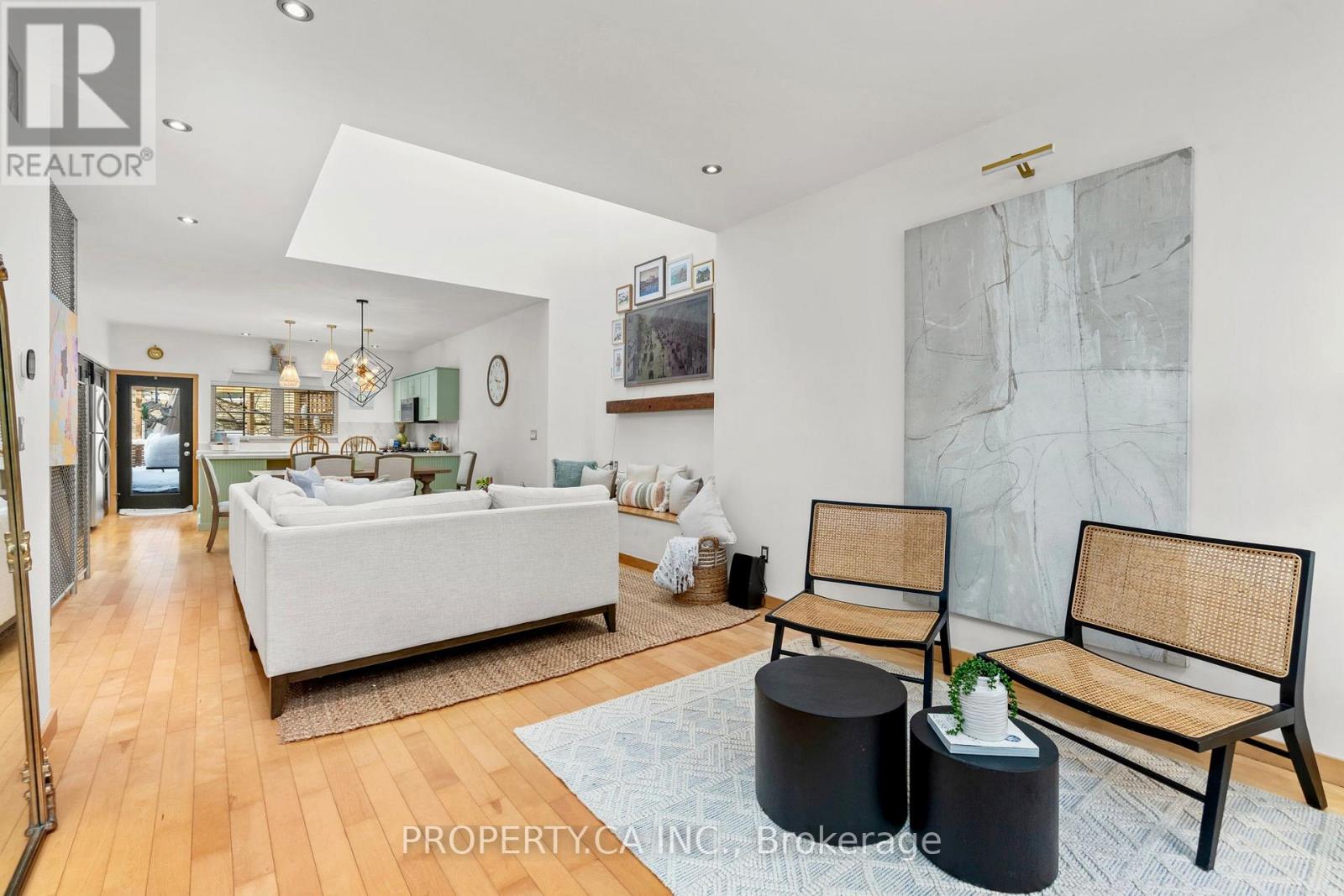 494 Kingston Road, Toronto, Ontario  M4L 1V3 - Photo 10 - E12734924