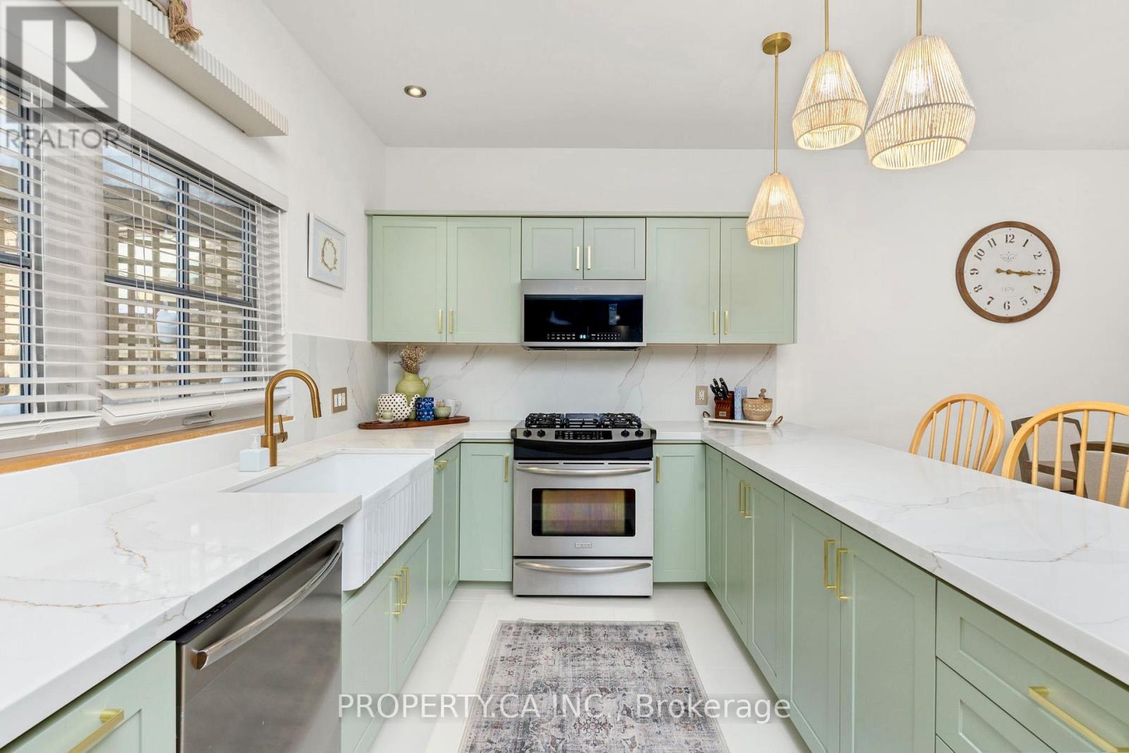 494 Kingston Road, Toronto, Ontario  M4L 1V3 - Photo 14 - E12734924