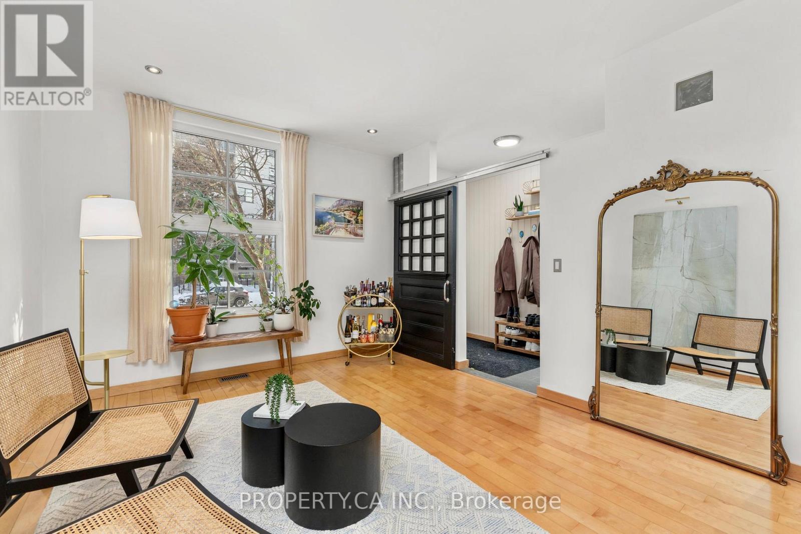 494 Kingston Road, Toronto, Ontario  M4L 1V3 - Photo 2 - E12734924