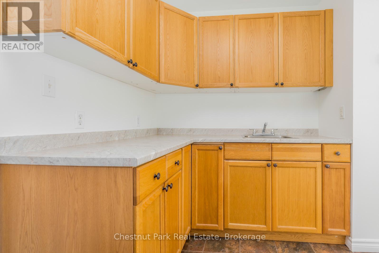 4 - 285 Ste Marie Street, Collingwood, Ontario  L9Y 3K6 - Photo 5 - S12483274