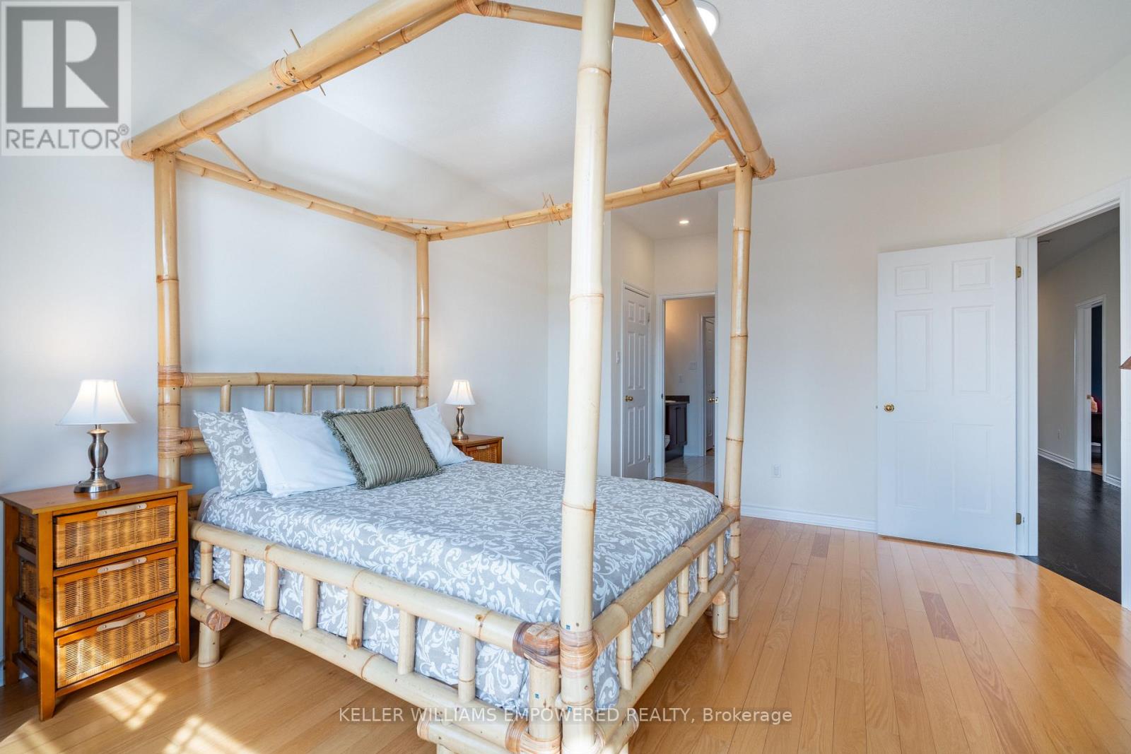 55 Ironside Drive, Vaughan, Ontario  L4L 1A6 - Photo 19 - N12734958