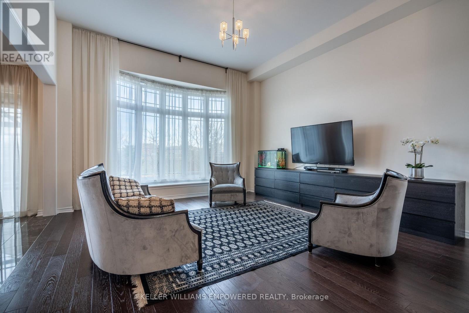 55 Ironside Drive, Vaughan, Ontario  L4L 1A6 - Photo 9 - N12734958