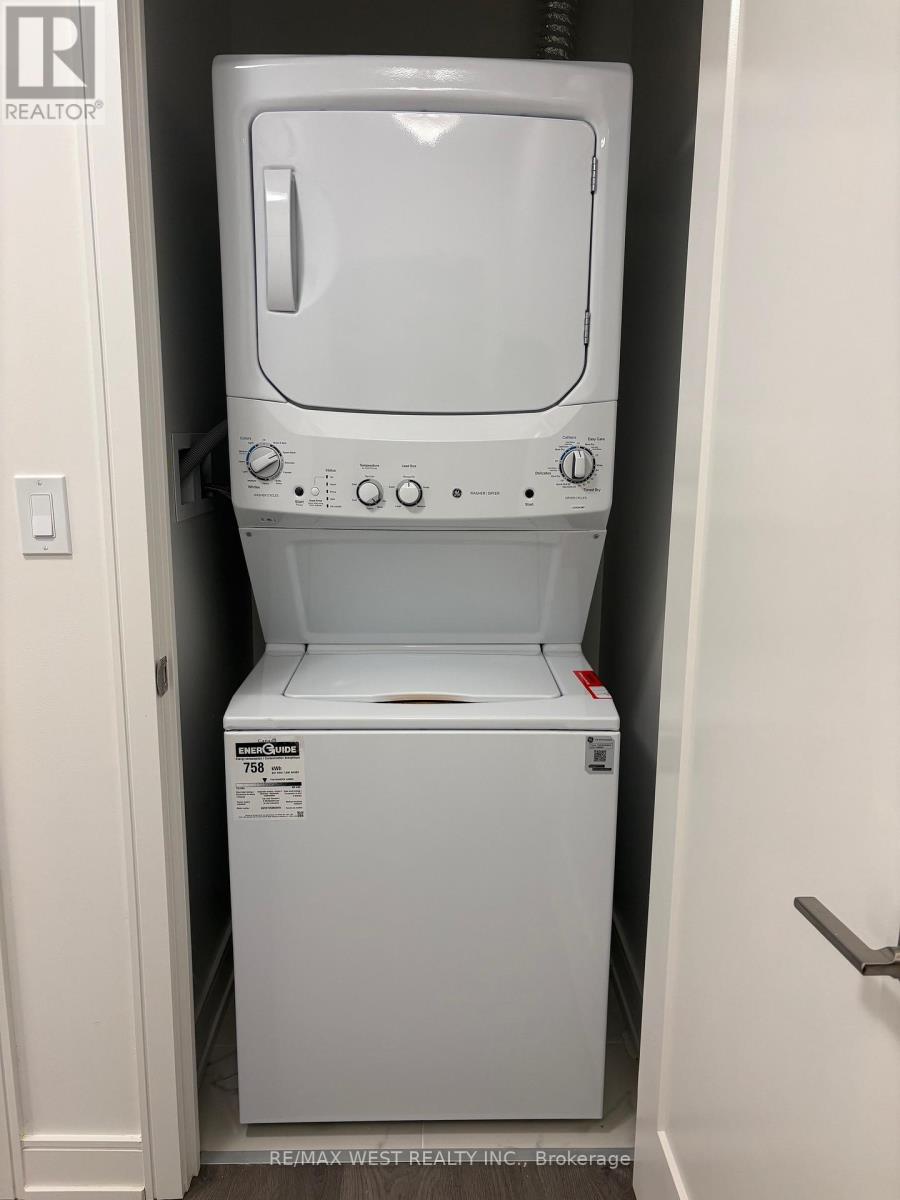 1204 - 705 Davis Drive, Newmarket, Ontario  L3Y 0J1 - Photo 8 - N12735062