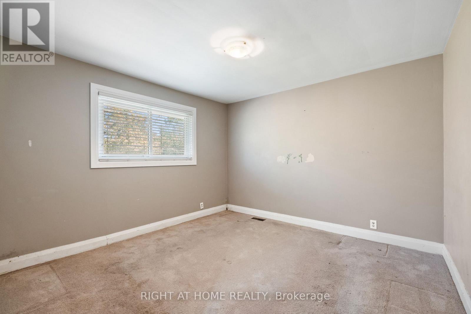 275 Miami Drive, Georgina, Ontario  L4P 2Z5 - Photo 13 - N12735088