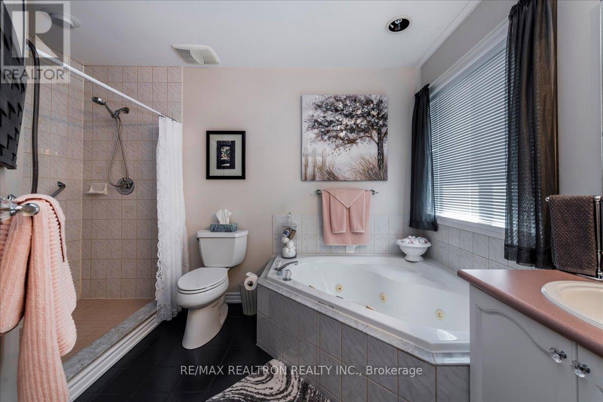 44 Columbia Road, Barrie, Ontario  L4N 8C6 - Photo 18 - S12735078