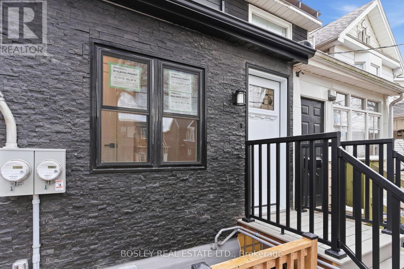 Unit # 2 - 686 Rhodes Avenue, Toronto, Ontario  M4J 4X6 - Photo 2 - E12734750