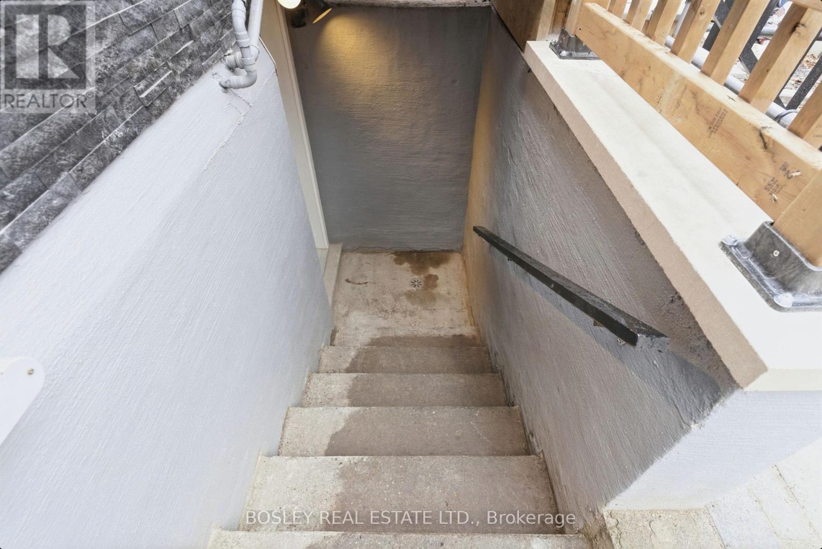 Unit # 2 - 686 Rhodes Avenue, Toronto, Ontario  M4J 4X6 - Photo 24 - E12734750