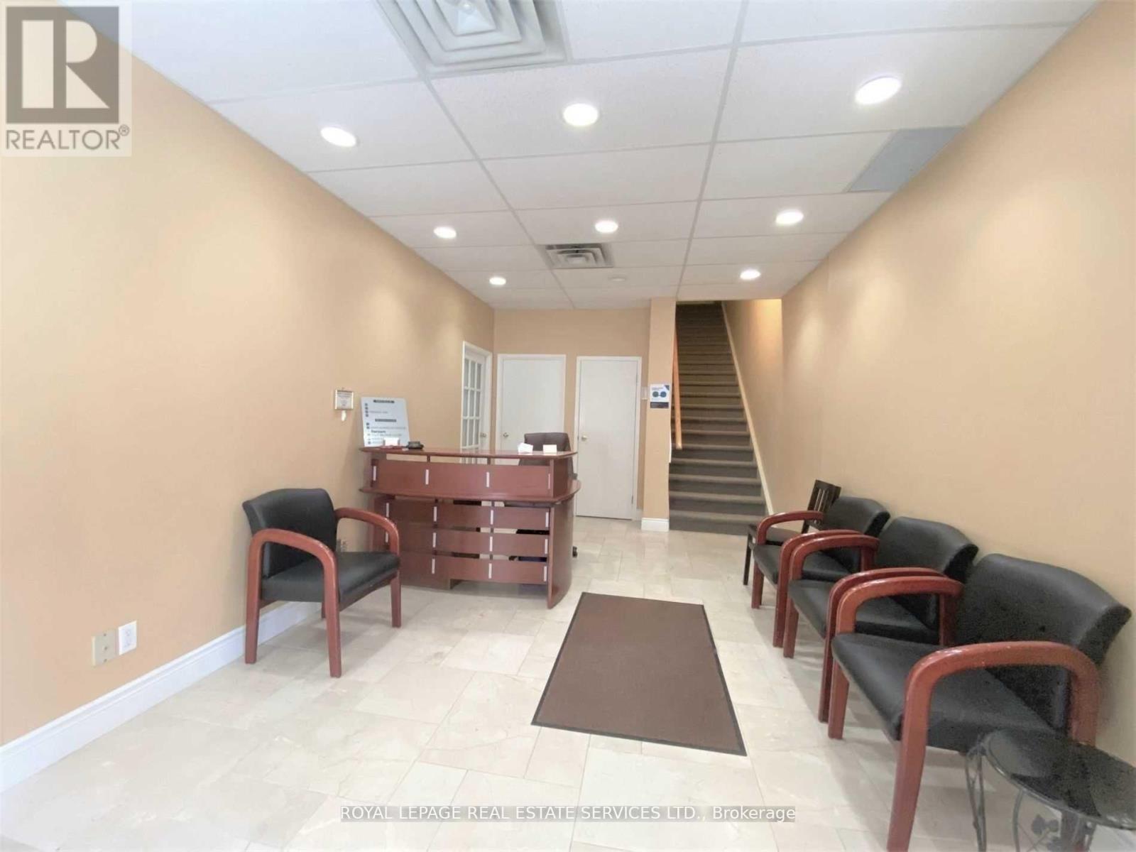 8 - 7626 Yonge Street, Vaughan, Ontario  L4J 1V9 - Photo 5 - N12734832