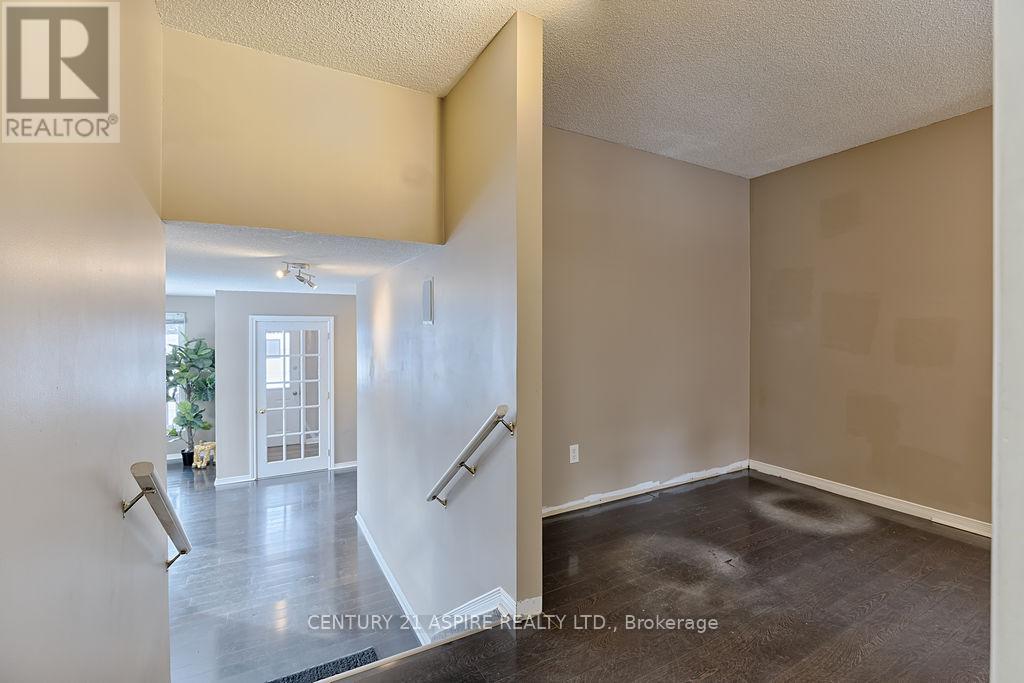 2889 Petawawa Boulevard, Petawawa, Ontario  K8H 1Y1 - Photo 12 - X12584882