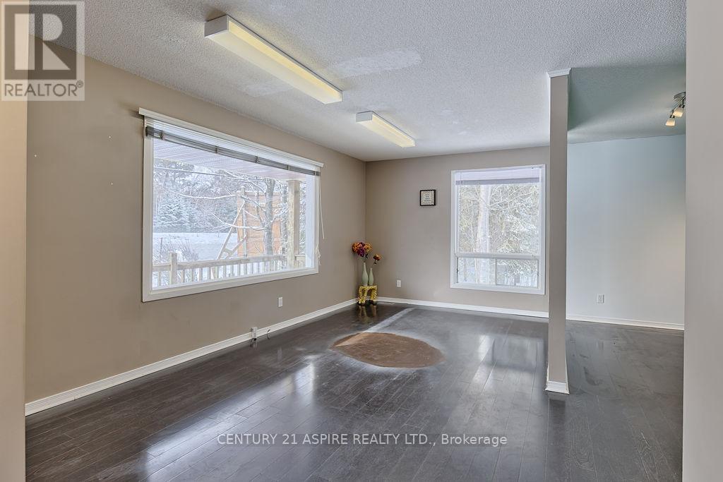 2889 Petawawa Boulevard, Petawawa, Ontario  K8H 1Y1 - Photo 23 - X12584882