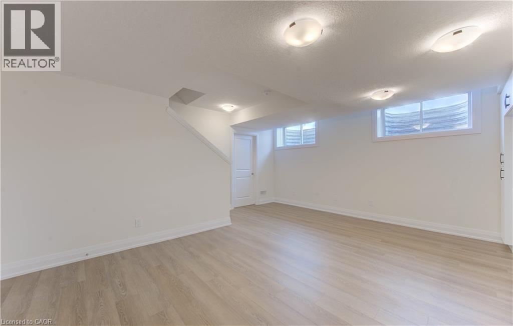 58 Jacob Detweiller Drive, Kitchener, Ontario  N2P 0K7 - Photo 26 - 40800826