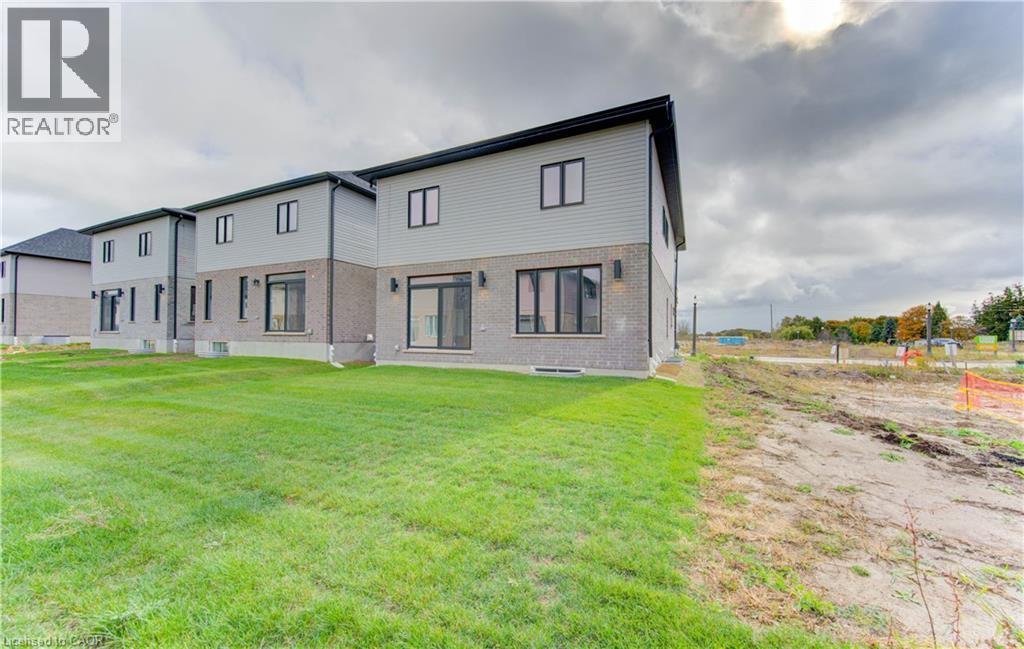 58 Jacob Detweiller Drive, Kitchener, Ontario  N2P 0K7 - Photo 32 - 40800826