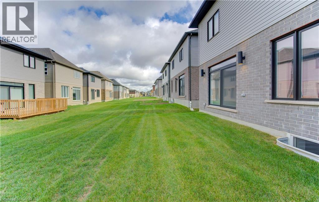 58 Jacob Detweiller Drive, Kitchener, Ontario  N2P 0K7 - Photo 33 - 40800826