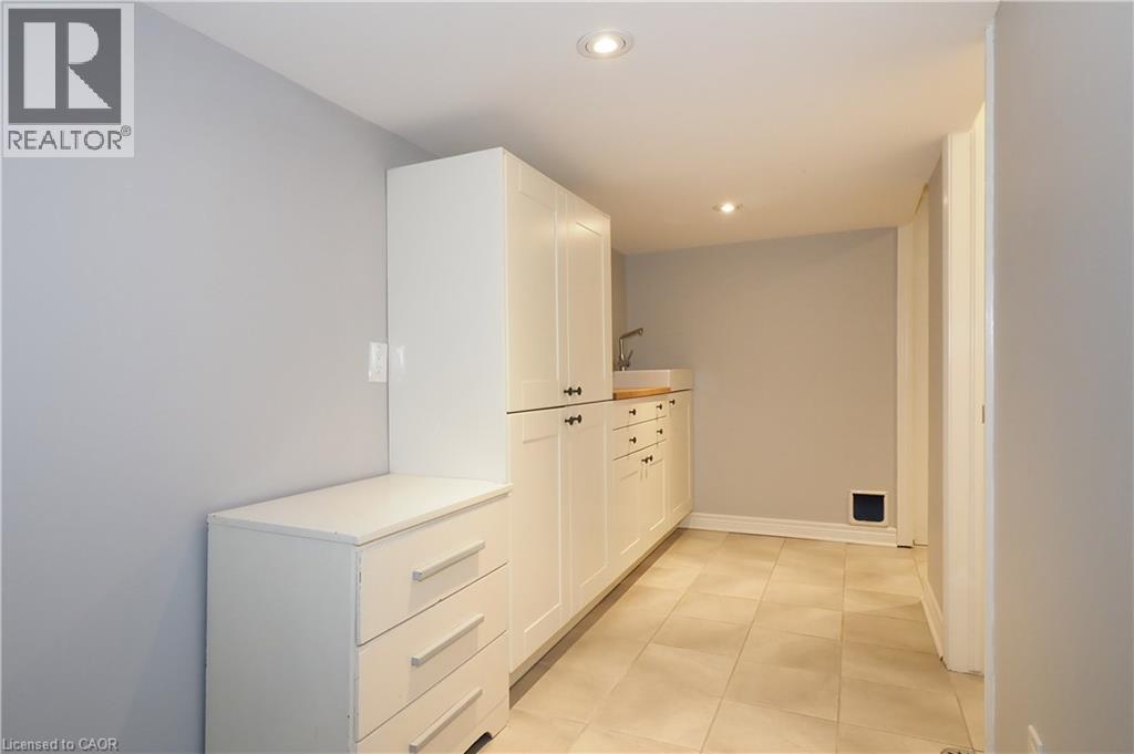 204 Rodney Street, Waterloo, Ontario  N2J 1G5 - Photo 42 - 40800206