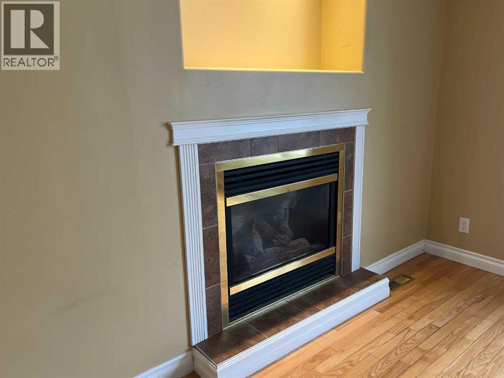 893 Timberline, Fort Mcmurray, Alberta  T9K 1E9 - Photo 5 - A2281888