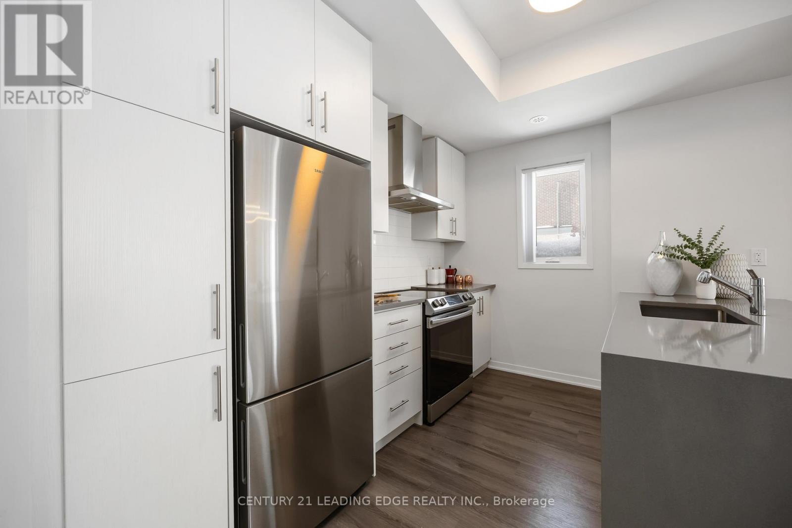 171 - 20 Lloyd Janes Lane, Toronto, Ontario  M8V 0J5 - Photo 6 - W12734880