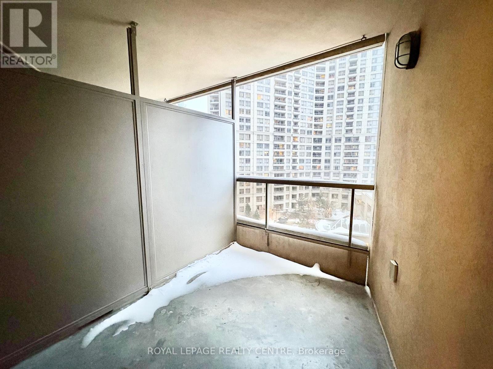 830 - 3888 Duke Of York Boulevard, Mississauga, Ontario  L5B 4P5 - Photo 18 - W12734898