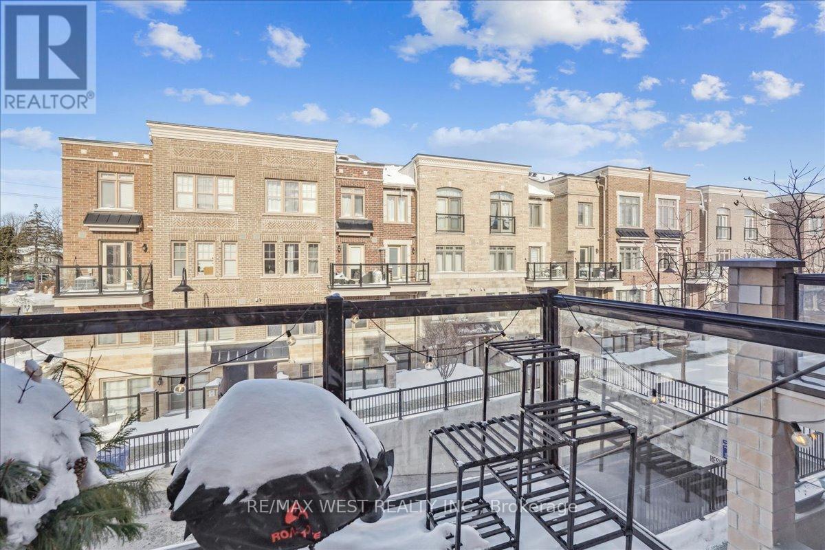 148 - 80 Parrotta Drive, Toronto, Ontario  M9M 0E6 - Photo 8 - W12735038