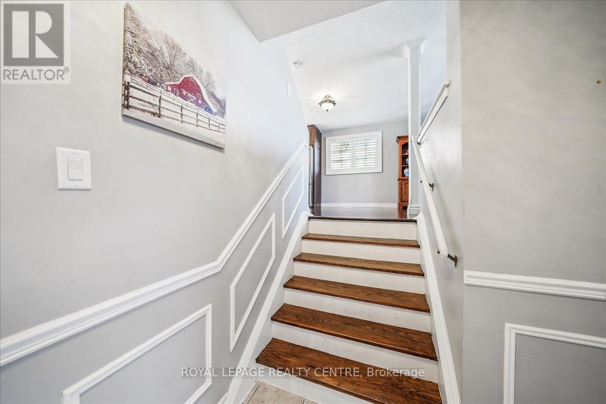 21 Pylon Place, Toronto, Ontario  M9W 2P3 - Photo 12 - W12735046