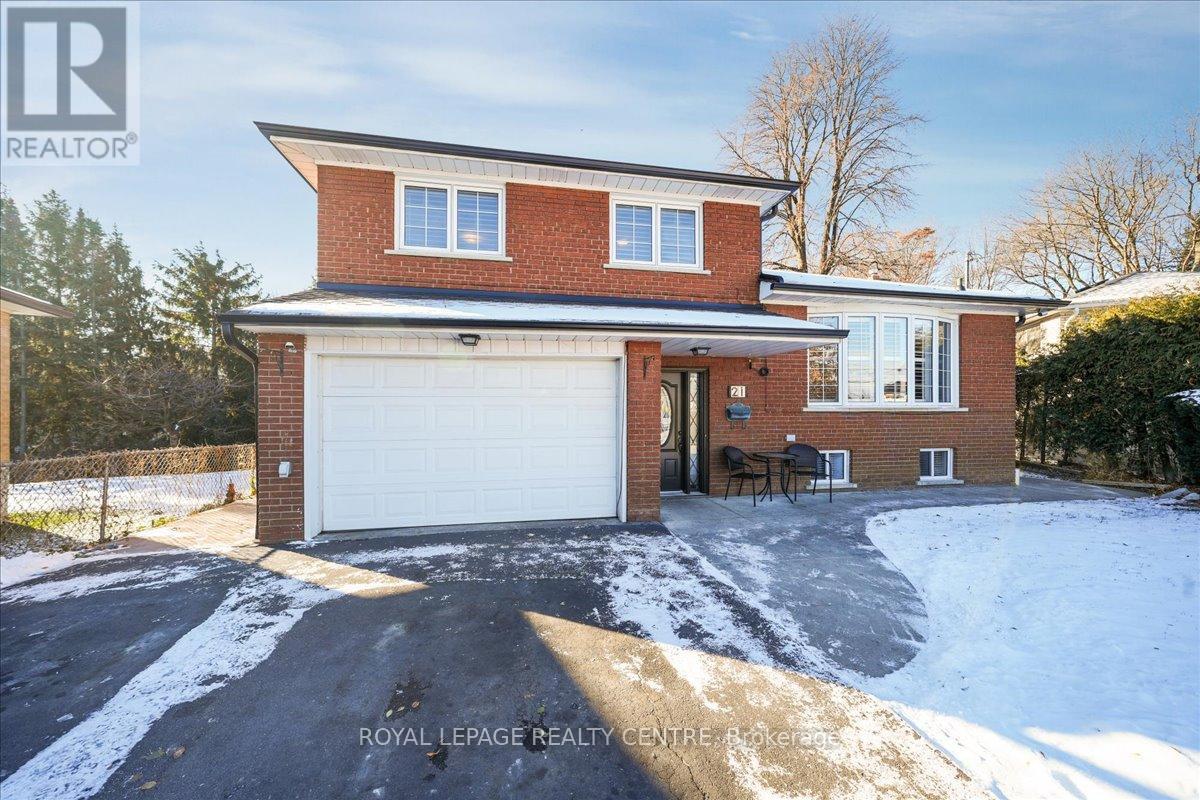 21 Pylon Place, Toronto, Ontario  M9W 2P3 - Photo 2 - W12735046