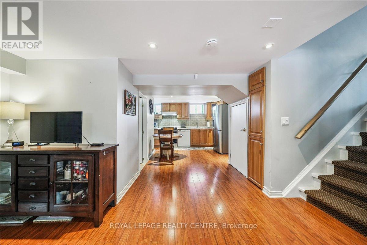 21 Pylon Place, Toronto, Ontario  M9W 2P3 - Photo 31 - W12735046