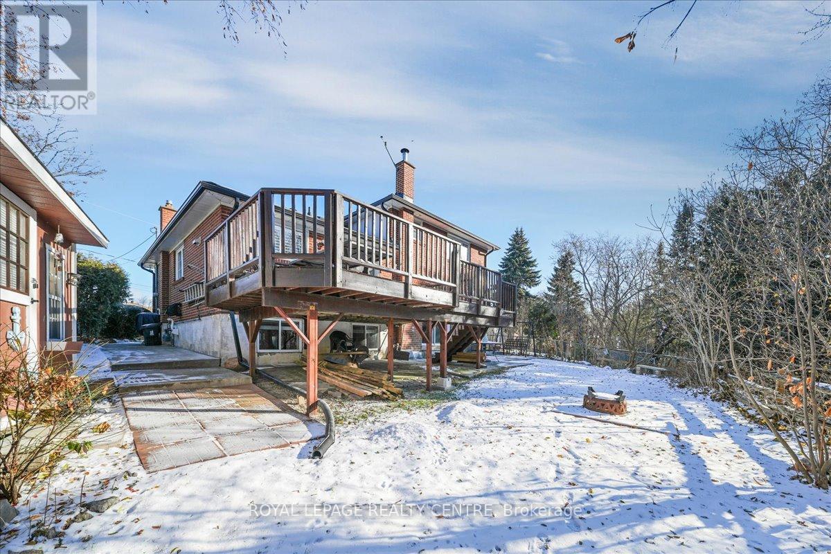 21 Pylon Place, Toronto, Ontario  M9W 2P3 - Photo 38 - W12735046