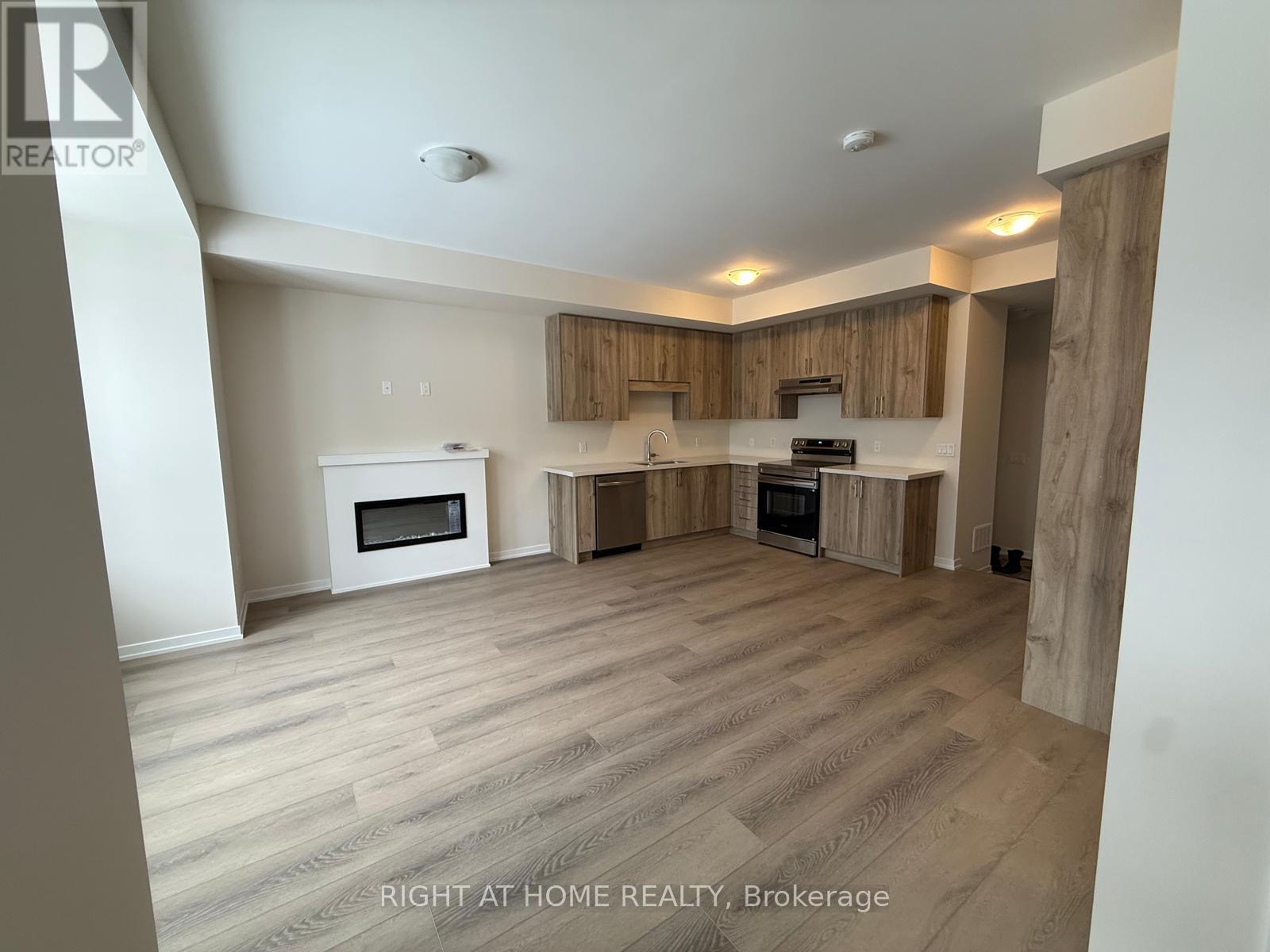 40 Kingbird Common, Cambridge, Ontario  N1R 5S2 - Photo 6 - X12734890